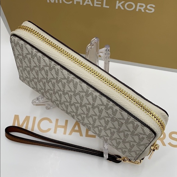 Michael Kors Jet Set Travel Phone Wallet Wristlet - Picture 12 of 16